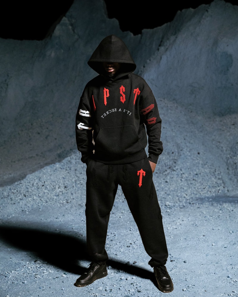 Trapstar Irongate Arch Chenille 2.0 Tracksuit Black/Red | DXVU25083